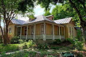 321# Downtown Antique Rose house